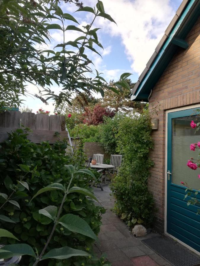 Cottage Egmond-Binnen Met Besloten Tuin Exterior photo